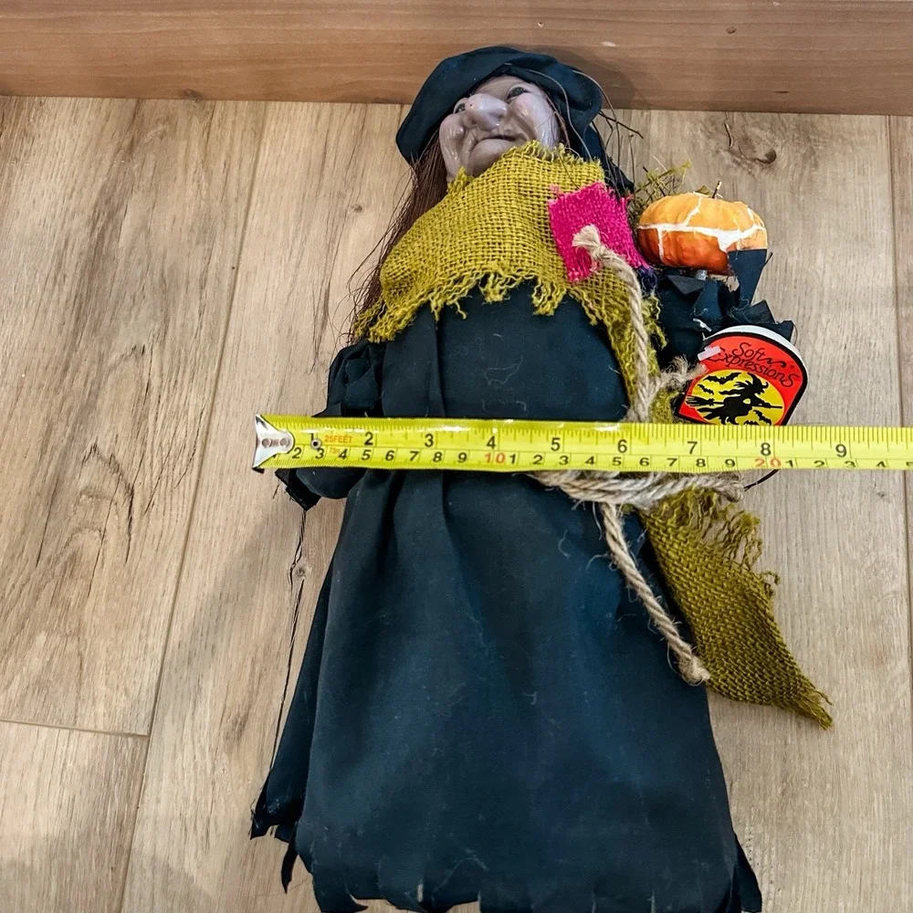 Vintage‎ Halloween Spooky Burlap Witch Figure w/ Broom & Pumpkin Decoration 16